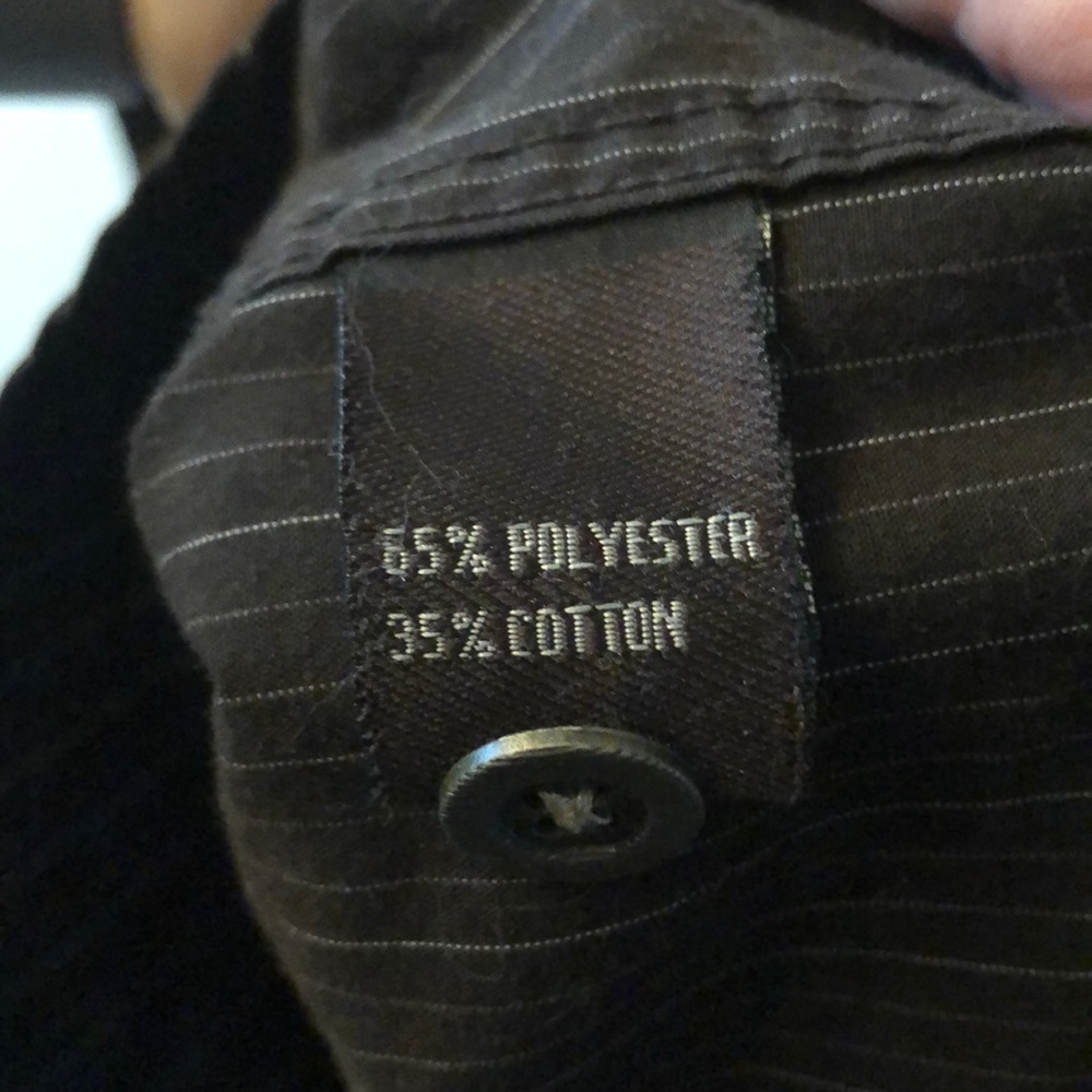 Red Level Nine Button-up - Picture 7 of 7